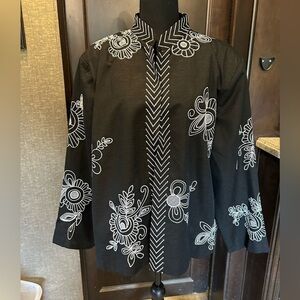 Silk land jacket/blazer. Embroidered 2X Asian style. Lined in red. Silk Vintage.